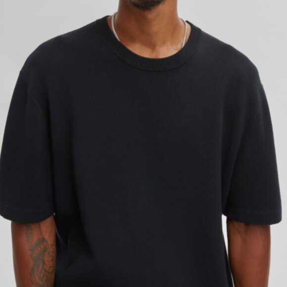 Mode of One Men's Relaxed-Fit Short Sleeve Crewneck Sweater Deep Black Size M - Picture 1 of 6